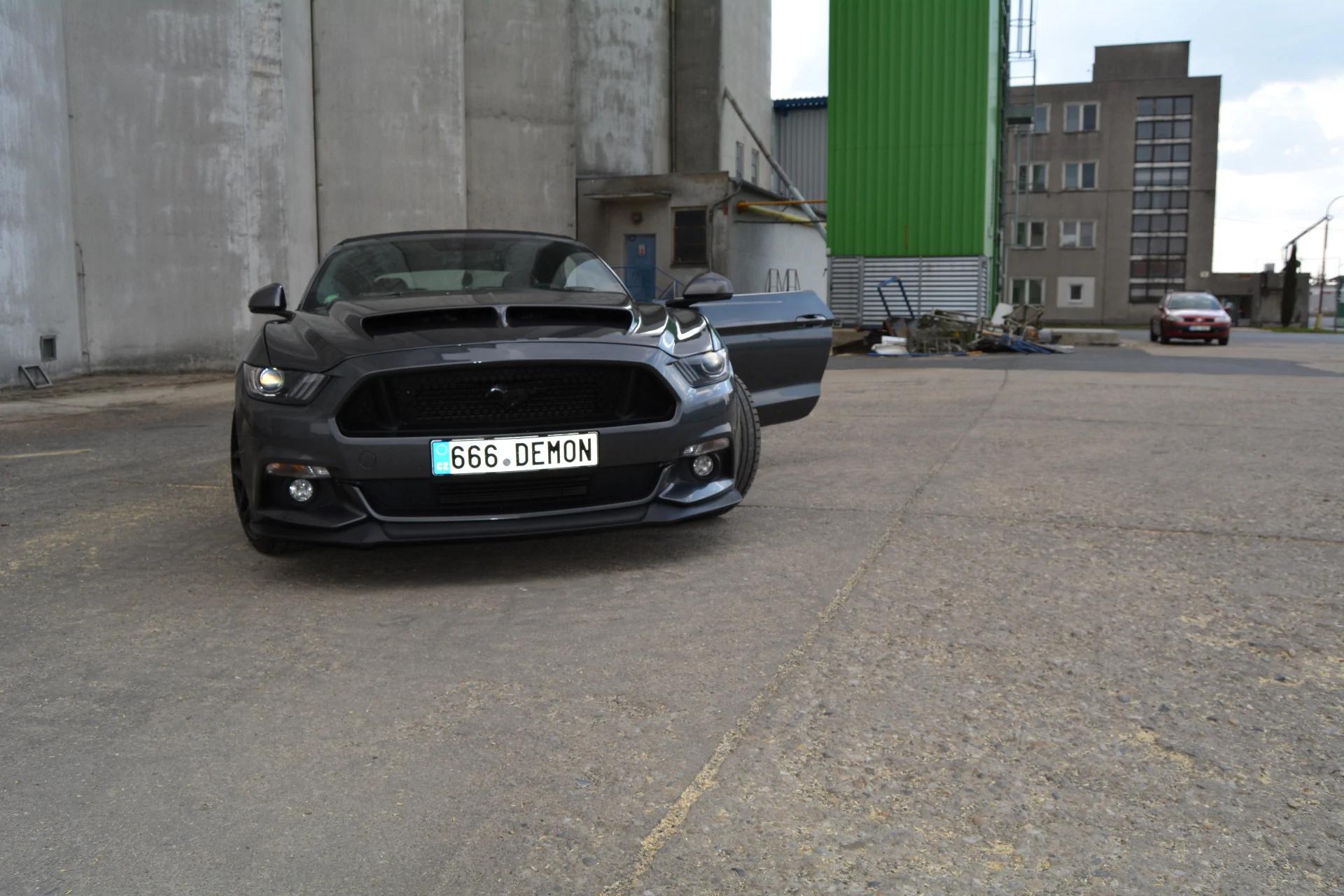 Ford Mustang GT 5.0/V8 – fotka 4