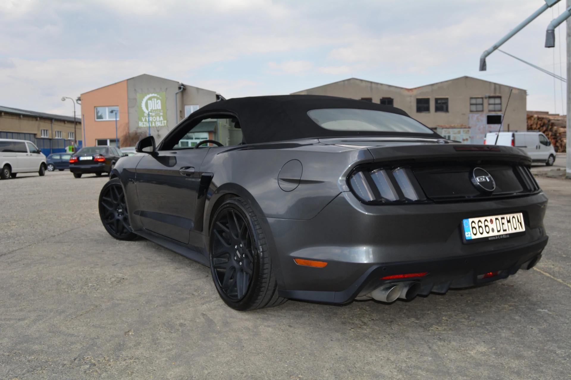 Ford Mustang GT 5.0/V8 – fotka 3